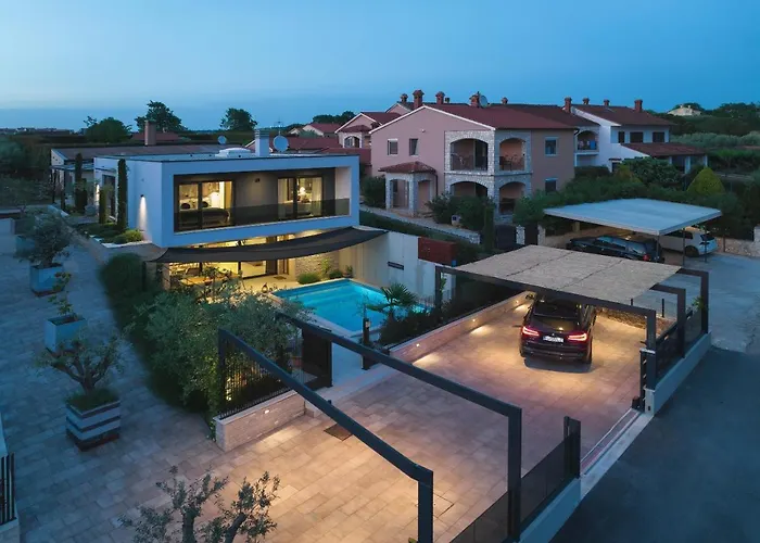 Monte Grosso 2 With Padel Court