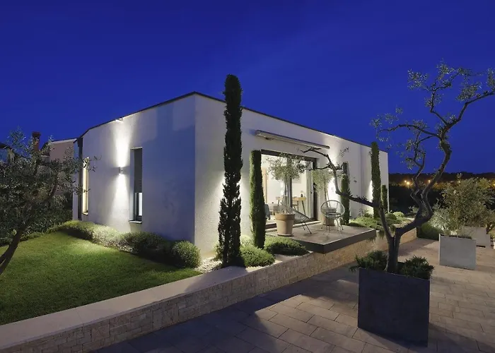 Villa Monte Grosso 2 With Padel Court *