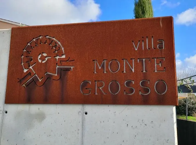 Monte Grosso 2 With Padel Court Villa